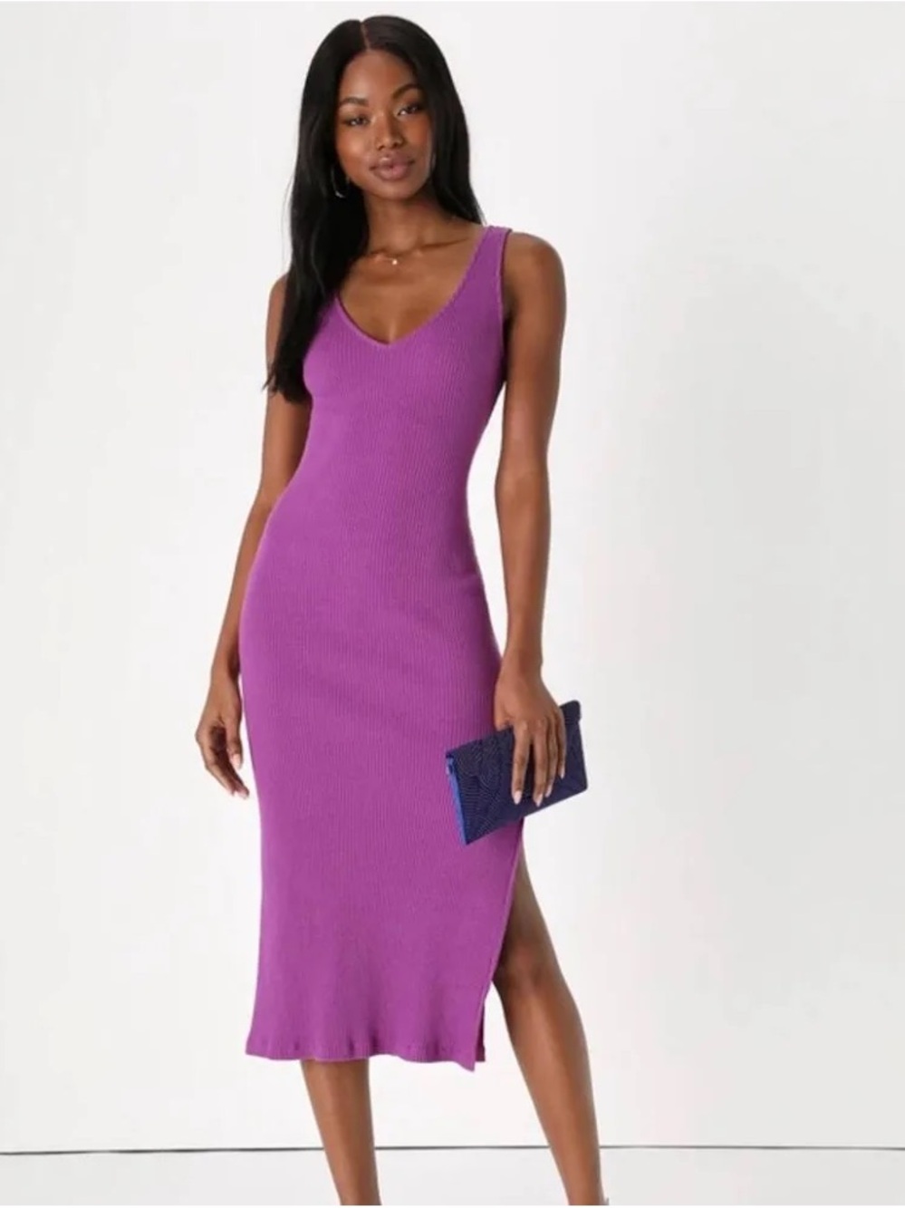 Lulus V-Neck Ribbed Midi Dress in Plum color Size M